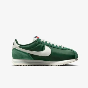 nike cortez textile green 03