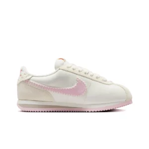 nike cortez valentines 01