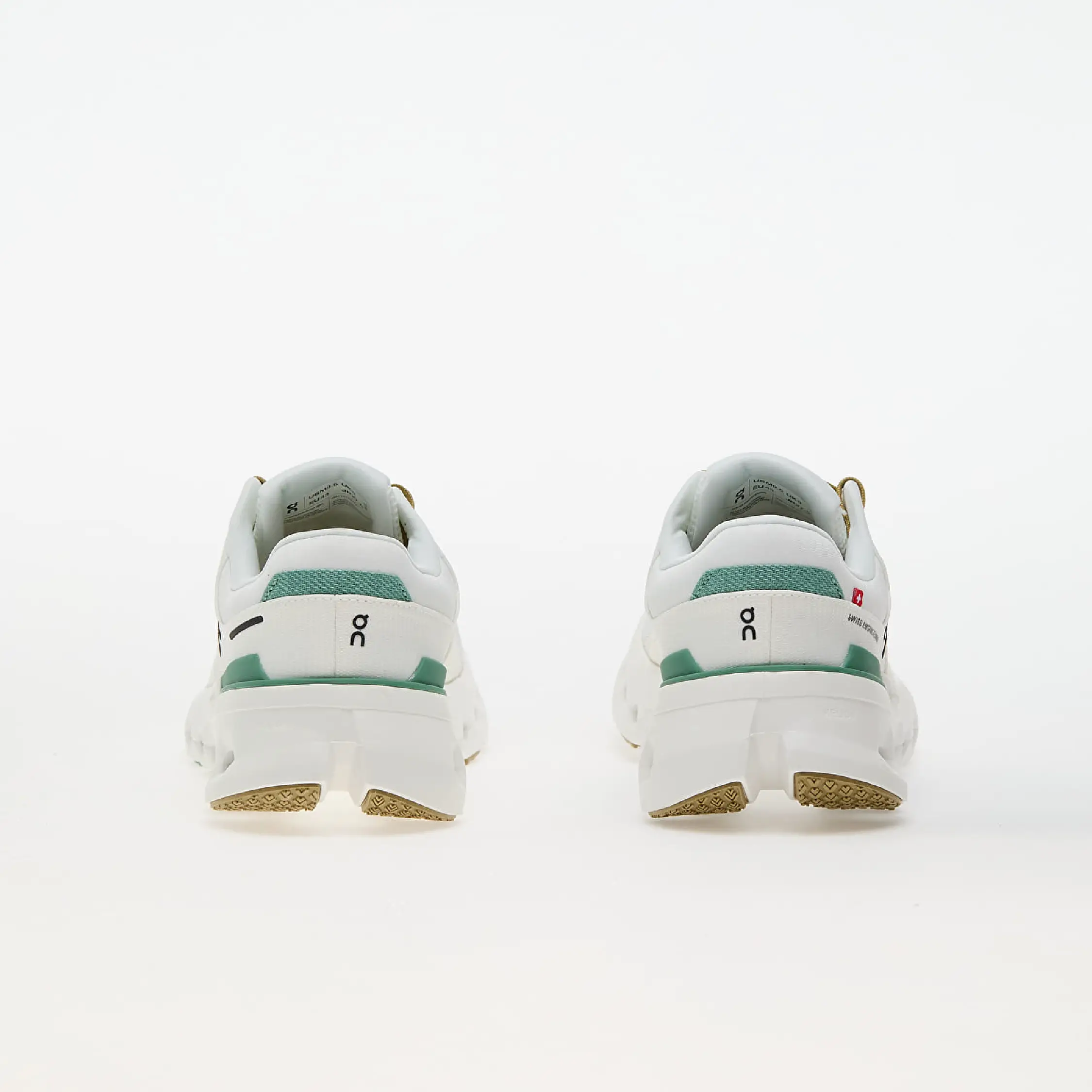 on cloud runner 2 undyed green 05 on cloud runner 2 undyed green 05